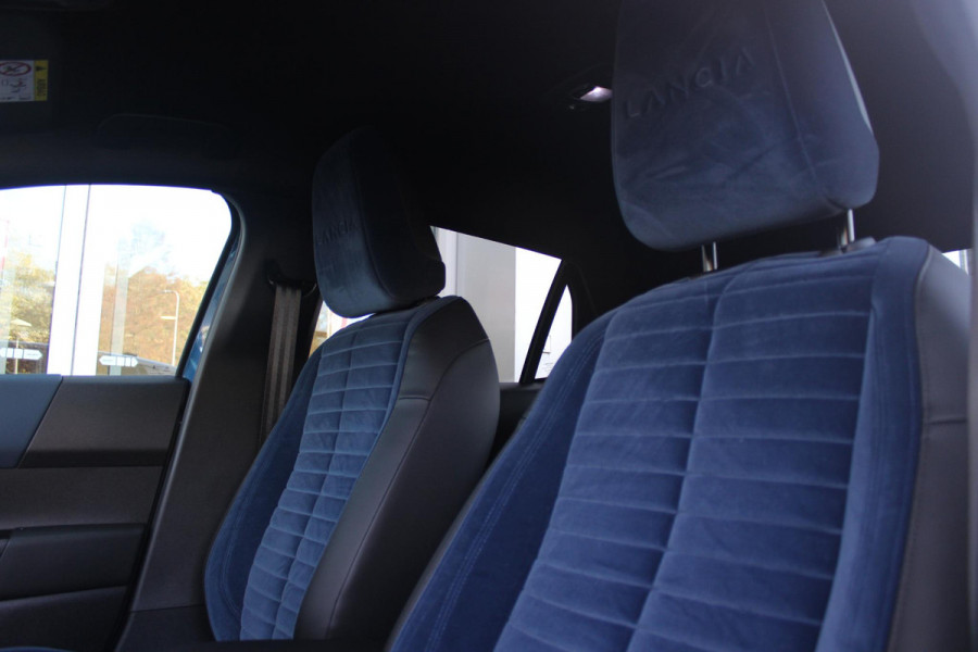 Lancia Ypsilon 1.2 110PK Turbo Hybrid Edizione Cassina Limitata | NAVIGATIE | CAMERA VOOR/ ACHTER | ELEKTRISCH VERSTELBARE BESTUURDERSSTOEL | VELOURS BEKLEDING | STOEL VERWARMING | MASAGE FUNTIE OF VOORSTOELEN |  DRAADLOOS APPLE CARPLAY / ANDROID AUTO | DRAADLOZE TELEFOONLADER | DODEHOEK DETECTIE | CLIMATE CONTROL | Lancia Ypsilon 1.2 110PK Turbo Hybrid Edizione Cassina Limitata | NAVIGATIE | CAMERA VOOR/ ACHTER | ELEKTRISCH VERSTELBARE BESTUURDERSSTOEL | VELOURS BEKLEDING | STOEL VERWARMING | MASAGE FUNTIE OF VOORSTOELEN |  DRAADLOOS APPLE CARPLAY / ANDROID AUTO | DRAADLOZE TELEFOONLADER | DODEHOEK DETECTIE | CLIMATE CONTROL |