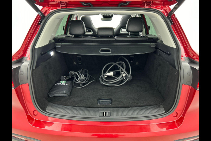 MG EHS 1.5 TGDI PLug-In Hybrid Luxury PANO | 360-CAMERA | AD-CRUISE | LEER | CARPLAY MG EHS 1.5 TGDI PLug-In Hybrid Luxury PANO | 360-CAMERA | AD-CRUISE | LEER | CARPLAY