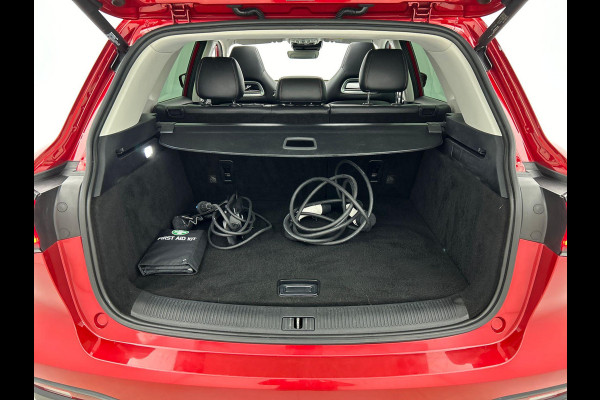 MG EHS 1.5 TGDI PLug-In Hybrid Luxury PANO | 360-CAMERA | AD-CRUISE | LEER | CARPLAY MG EHS 1.5 TGDI PLug-In Hybrid Luxury PANO | 360-CAMERA | AD-CRUISE | LEER | CARPLAY