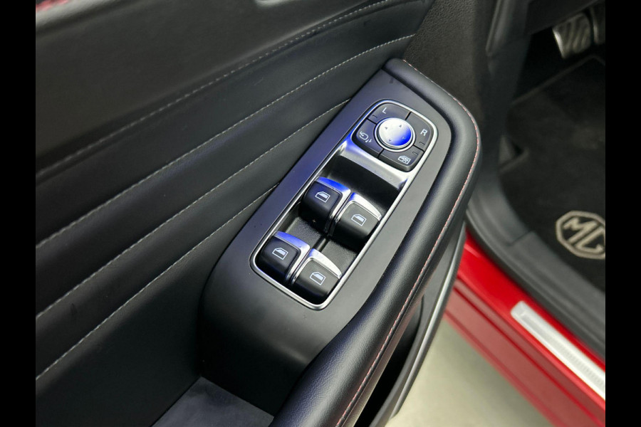 MG EHS 1.5 TGDI PLug-In Hybrid Luxury PANO | 360-CAMERA | AD-CRUISE | LEER | CARPLAY MG EHS 1.5 TGDI PLug-In Hybrid Luxury PANO | 360-CAMERA | AD-CRUISE | LEER | CARPLAY