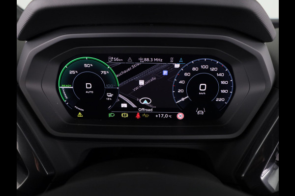 Audi Q4 e-tron 40 S edition 63 kWh 204pk | Achteruitrijcamera | Comfortpakket | Assistentiepakket plus | Optiekpakket zwart plus | Privacy glas | Adaptive cruise control |