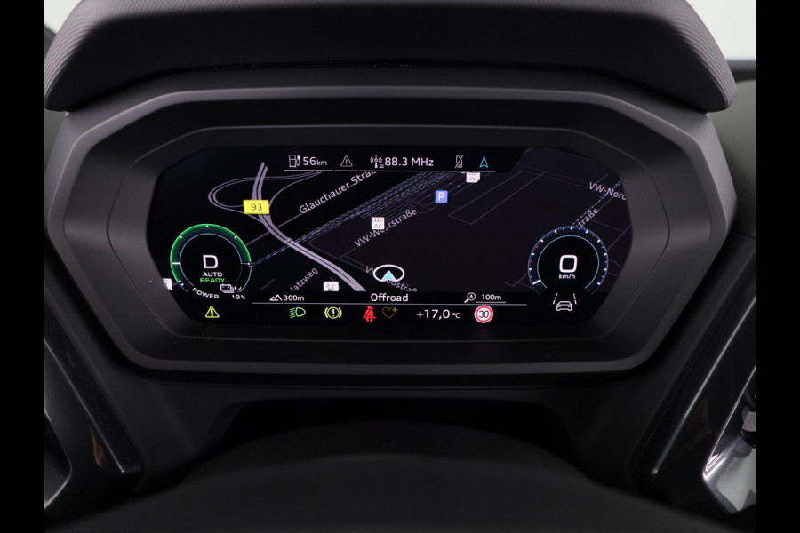 Audi Q4 e-tron 40 S edition 63 kWh 204pk | Achteruitrijcamera | Comfortpakket | Assistentiepakket plus | Optiekpakket zwart plus | Privacy glas | Adaptive cruise control |