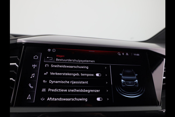 Audi Q4 e-tron 40 S edition 63 kWh 204pk | Achteruitrijcamera | Comfortpakket | Assistentiepakket plus | Optiekpakket zwart plus | Privacy glas | Adaptive cruise control |