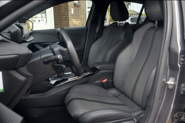 Peugeot 208 1.2 PureTech GT Navigatie | Camera | Zeer nette staat! Peugeot 208 1.2 PureTech GT Navigatie | Camera | Zeer nette staat!