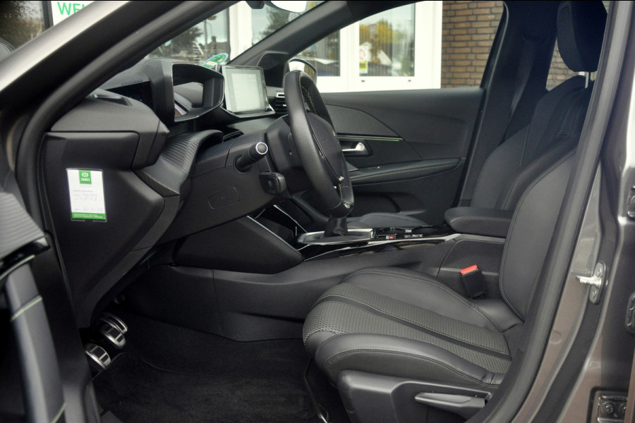 Peugeot 208 1.2 PureTech GT Navigatie | Camera | Zeer nette staat! Peugeot 208 1.2 PureTech GT Navigatie | Camera | Zeer nette staat!