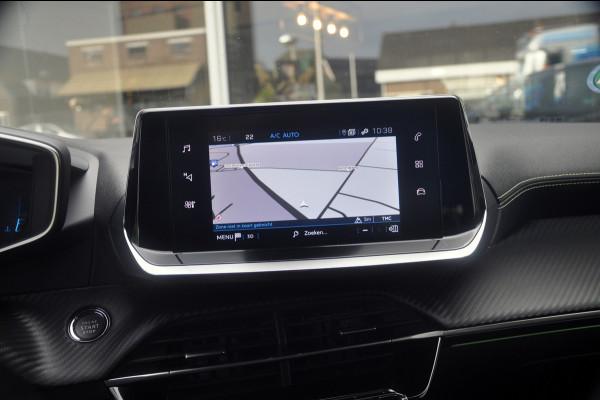 Peugeot 208 1.2 PureTech GT Navigatie | Camera | Zeer nette staat! Peugeot 208 1.2 PureTech GT Navigatie | Camera | Zeer nette staat!