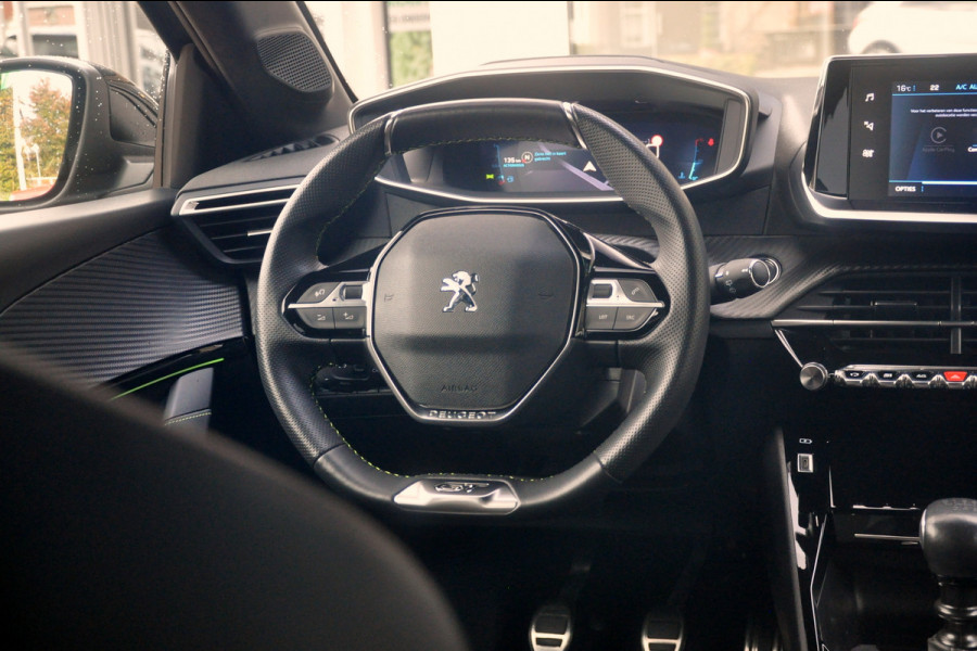 Peugeot 208 1.2 PureTech GT Navigatie | Camera | Zeer nette staat! Peugeot 208 1.2 PureTech GT Navigatie | Camera | Zeer nette staat!