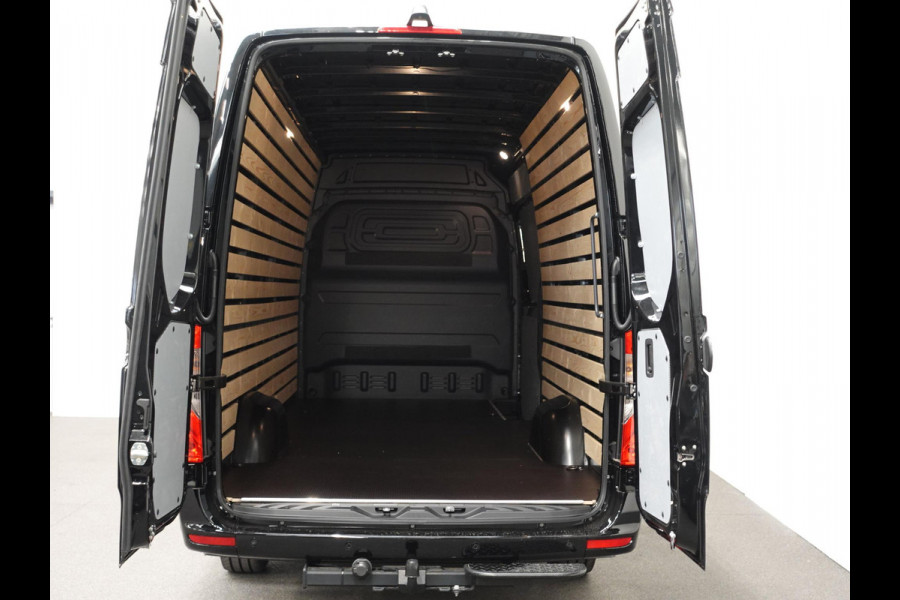 Mercedes-Benz Sprinter 315 1.9 CDI L3 RWD Navi Airco Cruise Control Trekhaak Mercedes-Benz Sprinter 315 1.9 CDI L3 RWD Navi Airco Cruise Control Trekhaak