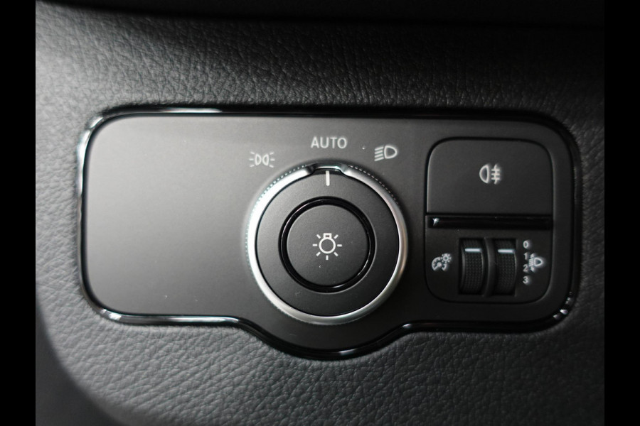 Mercedes-Benz Sprinter 315 1.9 CDI L3 RWD Navi Airco Cruise Control Trekhaak Mercedes-Benz Sprinter 315 1.9 CDI L3 RWD Navi Airco Cruise Control Trekhaak