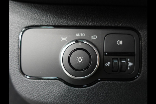 Mercedes-Benz Sprinter 315 1.9 CDI L3 RWD Navi Airco Cruise Control Trekhaak Mercedes-Benz Sprinter 315 1.9 CDI L3 RWD Navi Airco Cruise Control Trekhaak