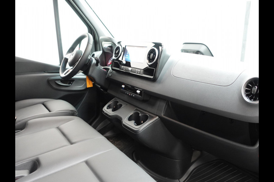 Mercedes-Benz Sprinter 315 1.9 CDI L3 RWD Navi Airco Cruise Control Trekhaak Mercedes-Benz Sprinter 315 1.9 CDI L3 RWD Navi Airco Cruise Control Trekhaak