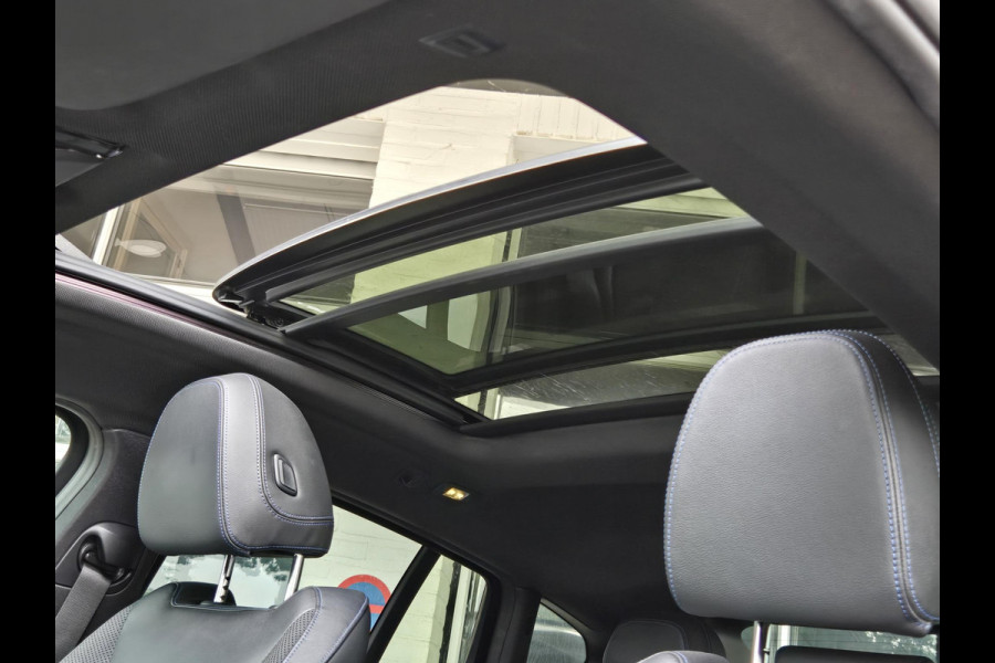 BMW X4 xDrive30i M SPORT | 360 CAMERA | PANORAMA | STOELVERWARMING | 21 INCH LM VELGEN | TREKHAAK | BMW X4 xDrive30i M SPORT | 360 CAMERA | PANORAMA | STOELVERWARMING | 21 INCH LM VELGEN | TREKHAAK |