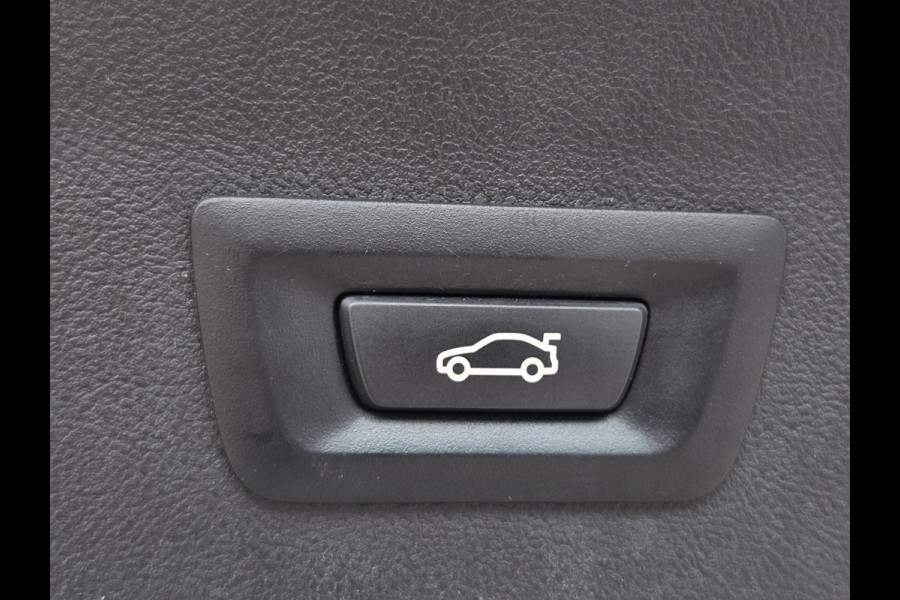 BMW X4 xDrive30i M SPORT | 360 CAMERA | PANORAMA | STOELVERWARMING | 21 INCH LM VELGEN | TREKHAAK | BMW X4 xDrive30i M SPORT | 360 CAMERA | PANORAMA | STOELVERWARMING | 21 INCH LM VELGEN | TREKHAAK |