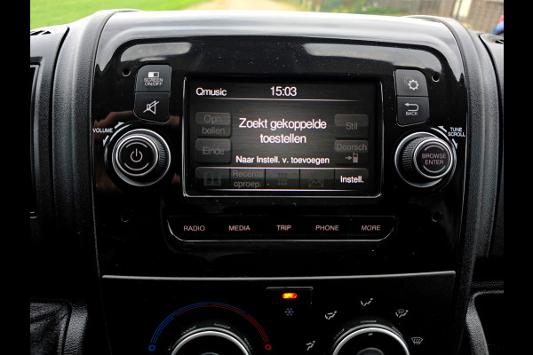 Peugeot Boxer 435 2.2 BlueHDi L4 H3 - 165 Pk - Euro 6 - Airco - ParkeerCamera - Laadklep Peugeot Boxer 435 2.2 BlueHDi L4 H3 - 165 Pk - Euro 6 - Airco - ParkeerCamera - Laadklep