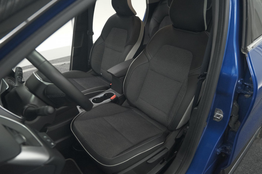 Renault Captur TCe 90 Techno | 360 Camera | Navigatie | 9.3 Inch Groot Scherm | Apple Carplay | Parkeersensoren