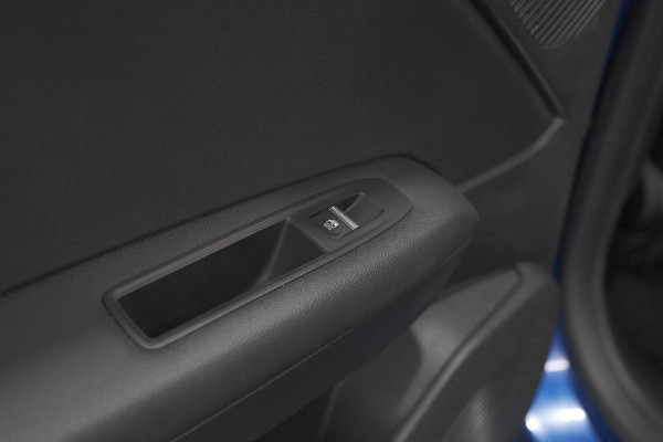 Renault Captur TCe 90 Techno | 360 Camera | Navigatie | 9.3 Inch Groot Scherm | Apple Carplay | Parkeersensoren