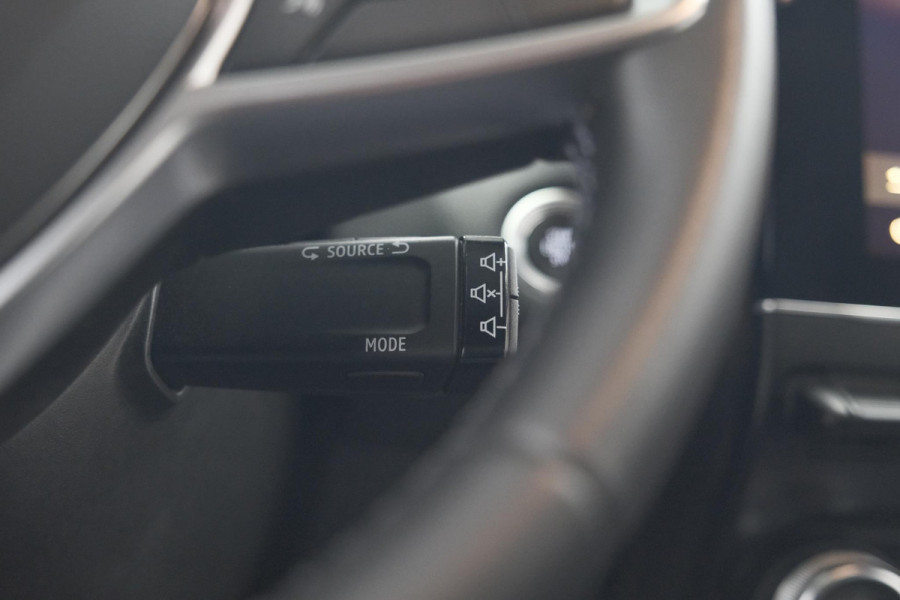 Renault Captur TCe 90 Techno | 360 Camera | Navigatie | 9.3 Inch Groot Scherm | Apple Carplay | Parkeersensoren