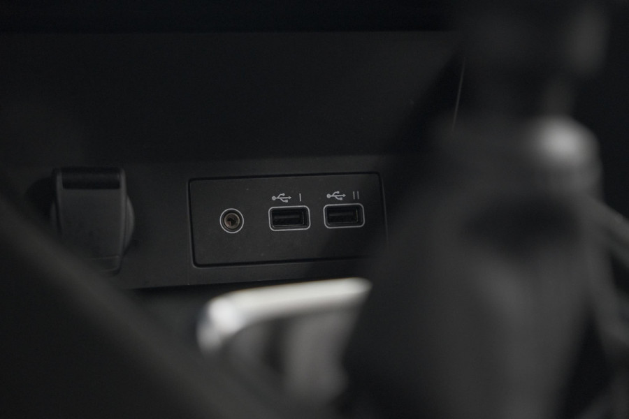 Renault Captur TCe 90 Techno | 360 Camera | Navigatie | 9.3 Inch Groot Scherm | Apple Carplay | Parkeersensoren