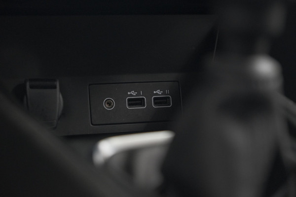 Renault Captur TCe 90 Techno | 360 Camera | Navigatie | 9.3 Inch Groot Scherm | Apple Carplay | Parkeersensoren