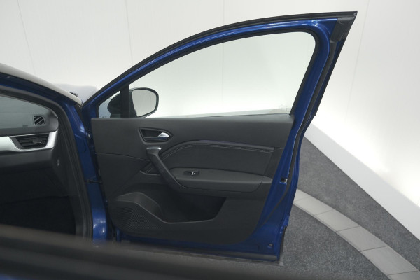 Renault Captur TCe 90 Techno | 360 Camera | Navigatie | 9.3 Inch Groot Scherm | Apple Carplay | Parkeersensoren
