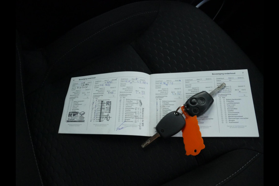 Opel Vivaro 1.6 CDTI 145PK, L2H1, Airco Opel Vivaro 1.6 CDTI 145PK, L2H1, Airco