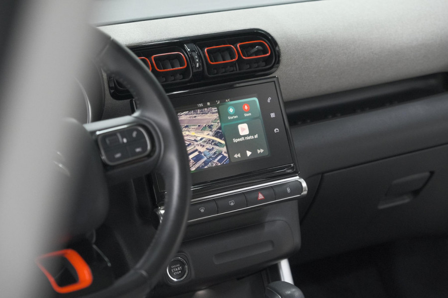 Citroën C3 Aircross PureTech 130 EAT6 S&S Shine | Trekhaak | Camera | Panoramadak | Dodehoekdetectie | Stoelverwarming | HIFI audio systeem Citroën C3 Aircross PureTech 130 EAT6 S&S Shine | Trekhaak | Camera | Panoramadak | Dodehoekdetectie | Stoelverwarming | HIFI audio systeem