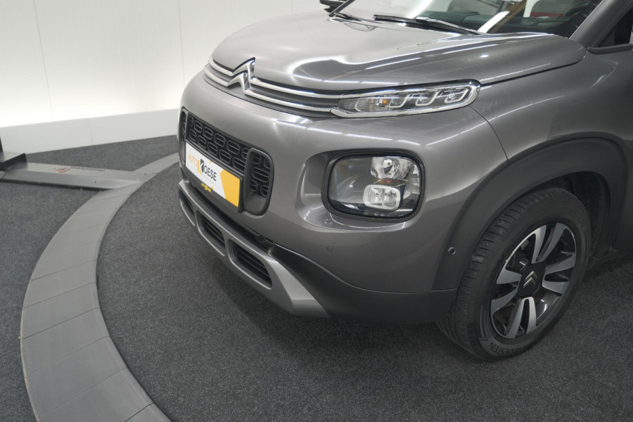 Citroën C3 Aircross PureTech 130 EAT6 S&S Shine | Trekhaak | Camera | Panoramadak | Dodehoekdetectie | Stoelverwarming | HIFI audio systeem Citroën C3 Aircross PureTech 130 EAT6 S&S Shine | Trekhaak | Camera | Panoramadak | Dodehoekdetectie | Stoelverwarming | HIFI audio systeem