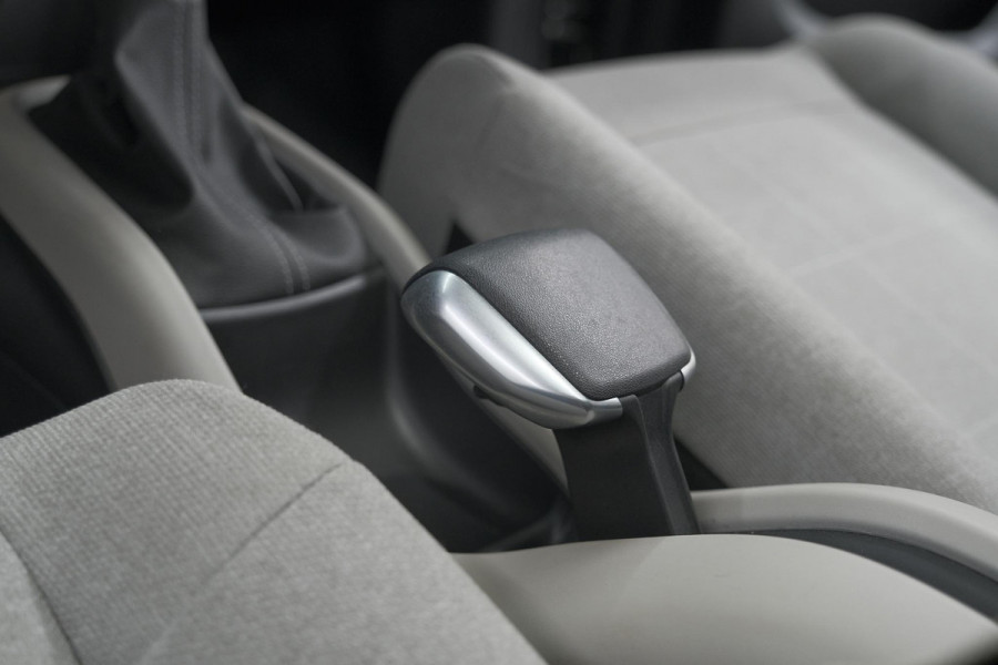 Citroën C3 Aircross PureTech 130 EAT6 S&S Shine | Trekhaak | Camera | Panoramadak | Dodehoekdetectie | Stoelverwarming | HIFI audio systeem Citroën C3 Aircross PureTech 130 EAT6 S&S Shine | Trekhaak | Camera | Panoramadak | Dodehoekdetectie | Stoelverwarming | HIFI audio systeem