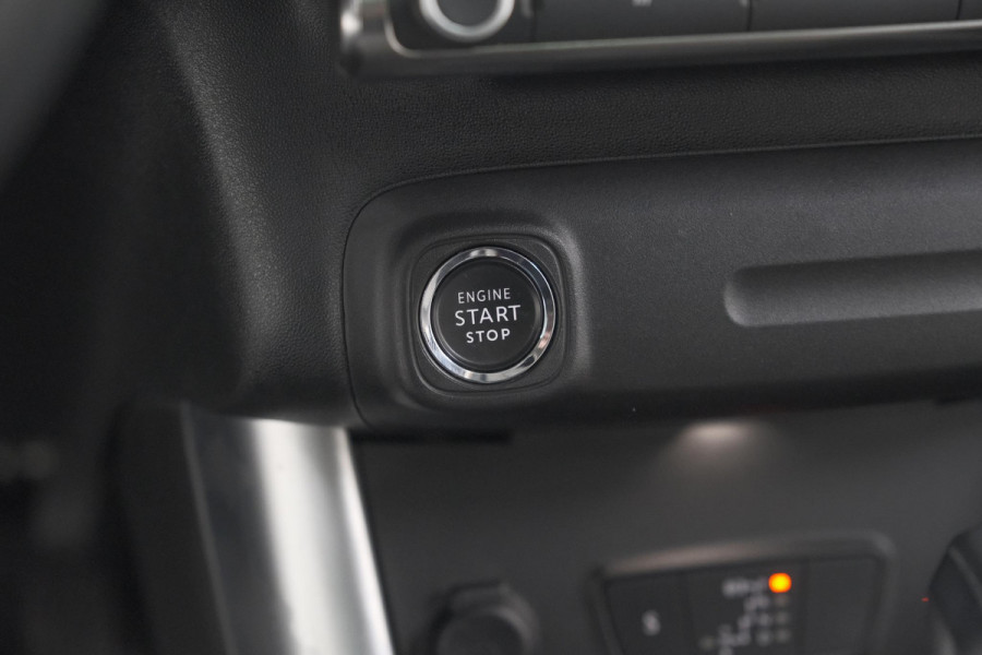 Citroën C3 Aircross PureTech 130 EAT6 S&S Shine | Trekhaak | Camera | Panoramadak | Dodehoekdetectie | Stoelverwarming | HIFI audio systeem Citroën C3 Aircross PureTech 130 EAT6 S&S Shine | Trekhaak | Camera | Panoramadak | Dodehoekdetectie | Stoelverwarming | HIFI audio systeem