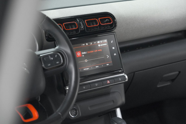 Citroën C3 Aircross PureTech 130 EAT6 S&S Shine | Trekhaak | Camera | Panoramadak | Dodehoekdetectie | Stoelverwarming | HIFI audio systeem Citroën C3 Aircross PureTech 130 EAT6 S&S Shine | Trekhaak | Camera | Panoramadak | Dodehoekdetectie | Stoelverwarming | HIFI audio systeem