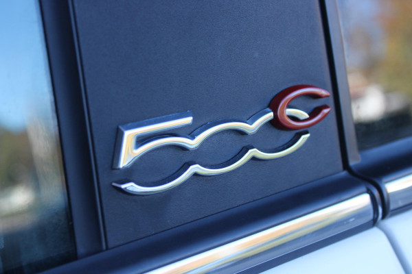 Fiat 500 1.0 72PK HYbrid DOLCEVITA CABRIO | ELEKRISCH BEDIENBAAR CABRIODAK | CLIMATE CONTROL | DAB+ RADIO | CRUISE CONTROL | HALF STOF HALF LEDEREN BEKLEDING | 15"LICHT METALEN VELGEN | LED DAGRIJ VERLICHTING | Fiat 500 1.0 72PK HYbrid DOLCEVITA CABRIO | ELEKRISCH BEDIENBAAR CABRIODAK | CLIMATE CONTROL | DAB+ RADIO | CRUISE CONTROL | HALF STOF HALF LEDEREN BEKLEDING | 15"LICHT METALEN VELGEN | LED DAGRIJ VERLICHTING |