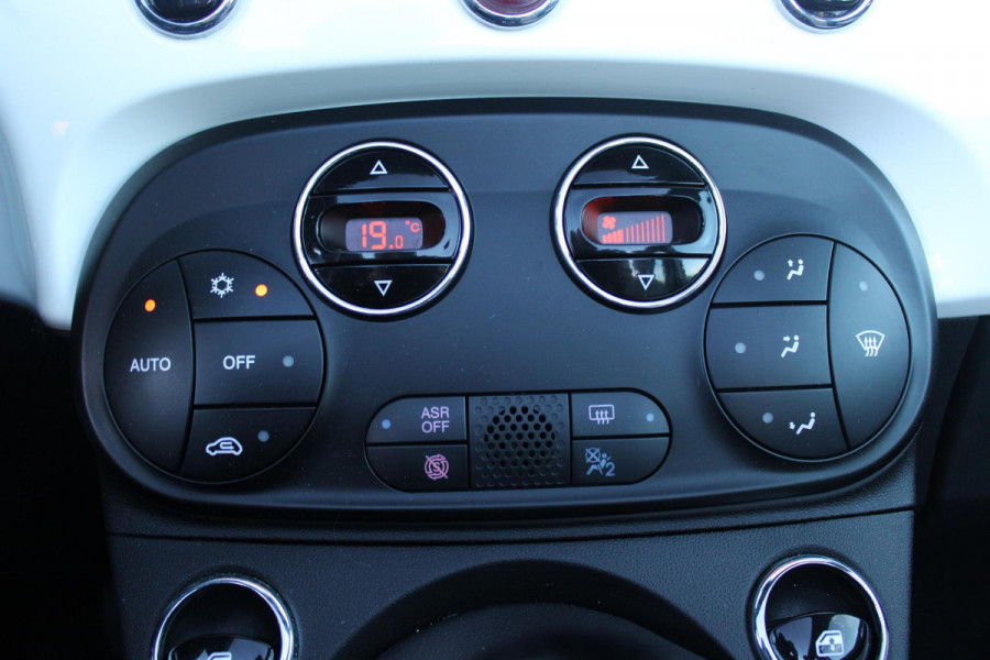 Fiat 500 1.0 72PK HYbrid DOLCEVITA CABRIO | ELEKRISCH BEDIENBAAR CABRIODAK | CLIMATE CONTROL | DAB+ RADIO | CRUISE CONTROL | HALF STOF HALF LEDEREN BEKLEDING | 15"LICHT METALEN VELGEN | LED DAGRIJ VERLICHTING | Fiat 500 1.0 72PK HYbrid DOLCEVITA CABRIO | ELEKRISCH BEDIENBAAR CABRIODAK | CLIMATE CONTROL | DAB+ RADIO | CRUISE CONTROL | HALF STOF HALF LEDEREN BEKLEDING | 15"LICHT METALEN VELGEN | LED DAGRIJ VERLICHTING |