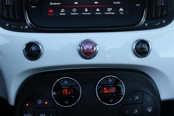 Fiat 500 1.0 72PK HYbrid DOLCEVITA CABRIO | ELEKRISCH BEDIENBAAR CABRIODAK | CLIMATE CONTROL | DAB+ RADIO | CRUISE CONTROL | HALF STOF HALF LEDEREN BEKLEDING | 15"LICHT METALEN VELGEN | LED DAGRIJ VERLICHTING | Fiat 500 1.0 72PK HYbrid DOLCEVITA CABRIO | ELEKRISCH BEDIENBAAR CABRIODAK | CLIMATE CONTROL | DAB+ RADIO | CRUISE CONTROL | HALF STOF HALF LEDEREN BEKLEDING | 15"LICHT METALEN VELGEN | LED DAGRIJ VERLICHTING |