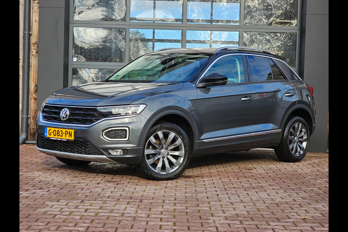 Volkswagen T-Roc 1.5 TSI Sport Business R | Automaat | Trekhaak | Lane Assist | Blind Spot | LED | Navi | ACC | PDC | Winterpakket | Virtual Cockpit  |