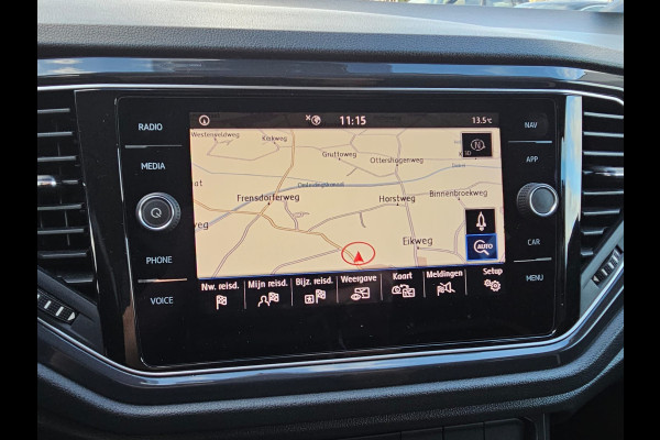 Volkswagen T-Roc 1.5 TSI Sport Business R | Automaat | Trekhaak | Lane Assist | Blind Spot | LED | Navi | ACC | PDC | Winterpakket | Virtual Cockpit  | Volkswagen T-Roc 1.5 TSI Sport Business R | Automaat | Trekhaak | Lane Assist | Blind Spot | LED | Navi | ACC | PDC | Winterpakket | Virtual Cockpit  |