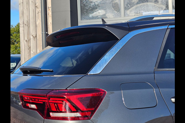 Volkswagen T-Roc 1.5 TSI Sport Business R | Automaat | Trekhaak | Lane Assist | Blind Spot | LED | Navi | ACC | PDC | Winterpakket | Virtual Cockpit  | Volkswagen T-Roc 1.5 TSI Sport Business R | Automaat | Trekhaak | Lane Assist | Blind Spot | LED | Navi | ACC | PDC | Winterpakket | Virtual Cockpit  |