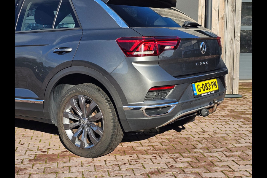Volkswagen T-Roc 1.5 TSI Sport Business R | Automaat | Trekhaak | Lane Assist | Blind Spot | LED | Navi | ACC | PDC | Winterpakket | Virtual Cockpit  | Volkswagen T-Roc 1.5 TSI Sport Business R | Automaat | Trekhaak | Lane Assist | Blind Spot | LED | Navi | ACC | PDC | Winterpakket | Virtual Cockpit  |