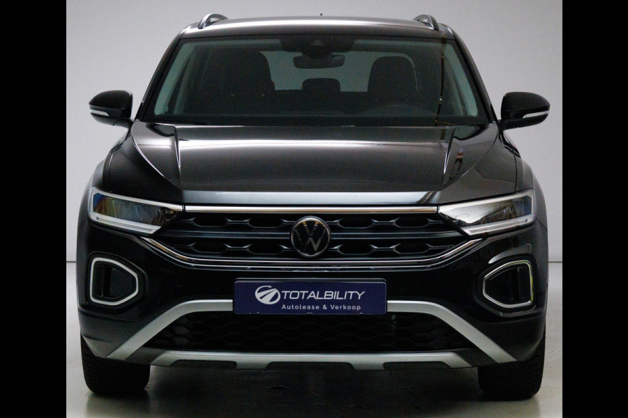 Volkswagen Tayron 1.5 eHybrid R-Line Edition 272 PK | Elec. trekhaak | Panoramadak | Elec. achterklep | 360 graden Camera, Adaptieve Cruise, Travelassistant, IQ light, RIJKLAARPRIJS Volkswagen Tayron 1.5 eHybrid R-Line Edition 272 PK | Elec. trekhaak | Panoramadak | Elec. achterklep | 360 graden Camera, Adaptieve Cruise, Travelassistant, IQ light, RIJKLAARPRIJS