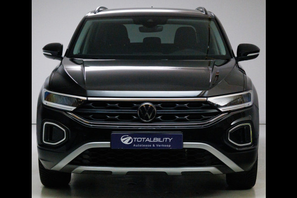 Volkswagen Tayron 1.5 eHybrid R-Line Edition 272 PK | Elec. trekhaak | Panoramadak | Elec. achterklep | 360 graden Camera, Adaptieve Cruise, Travelassistant, IQ light, RIJKLAARPRIJS Volkswagen Tayron 1.5 eHybrid R-Line Edition 272 PK | Elec. trekhaak | Panoramadak | Elec. achterklep | 360 graden Camera, Adaptieve Cruise, Travelassistant, IQ light, RIJKLAARPRIJS