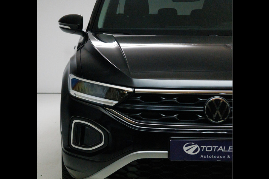 Volkswagen Tayron 1.5 eHybrid R-Line Edition 272 PK | Elec. trekhaak | Panoramadak | Elec. achterklep | 360 graden Camera, Adaptieve Cruise, Travelassistant, IQ light, RIJKLAARPRIJS Volkswagen Tayron 1.5 eHybrid R-Line Edition 272 PK | Elec. trekhaak | Panoramadak | Elec. achterklep | 360 graden Camera, Adaptieve Cruise, Travelassistant, IQ light, RIJKLAARPRIJS