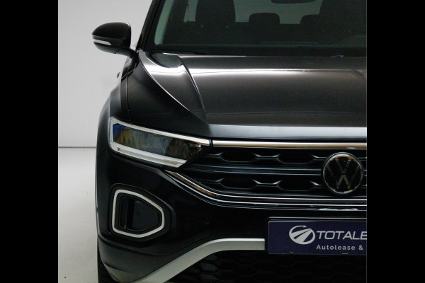 Volkswagen Tayron 1.5 eHybrid R-Line Edition 272 PK | Elec. trekhaak | Panoramadak | Elec. achterklep | 360 graden Camera, Adaptieve Cruise, Travelassistant, IQ light, RIJKLAARPRIJS Volkswagen Tayron 1.5 eHybrid R-Line Edition 272 PK | Elec. trekhaak | Panoramadak | Elec. achterklep | 360 graden Camera, Adaptieve Cruise, Travelassistant, IQ light, RIJKLAARPRIJS