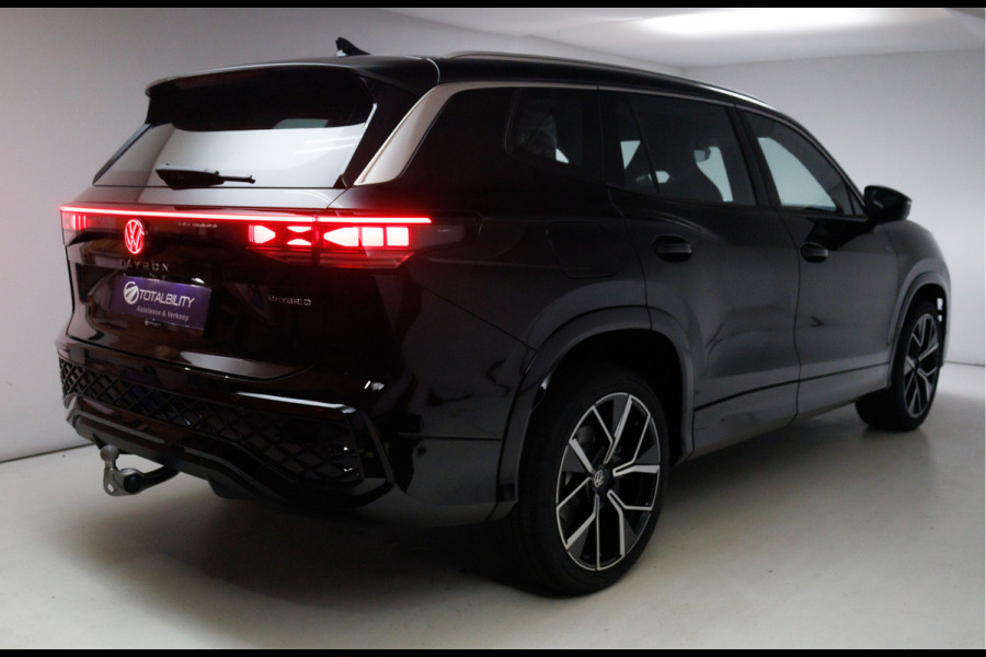Volkswagen Tayron 1.5 eHybrid R-Line Edition 272 PK | Elec. trekhaak | Panoramadak | Elec. achterklep | 360 graden Camera, Adaptieve Cruise, Travelassistant, IQ light, RIJKLAARPRIJS Volkswagen Tayron 1.5 eHybrid R-Line Edition 272 PK | Elec. trekhaak | Panoramadak | Elec. achterklep | 360 graden Camera, Adaptieve Cruise, Travelassistant, IQ light, RIJKLAARPRIJS