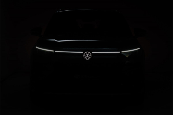 Volkswagen Tayron 1.5 eHybrid R-Line Edition 272 PK | Elec. trekhaak | Panoramadak | Elec. achterklep | 360 graden Camera, Adaptieve Cruise, Travelassistant, IQ light, RIJKLAARPRIJS Volkswagen Tayron 1.5 eHybrid R-Line Edition 272 PK | Elec. trekhaak | Panoramadak | Elec. achterklep | 360 graden Camera, Adaptieve Cruise, Travelassistant, IQ light, RIJKLAARPRIJS