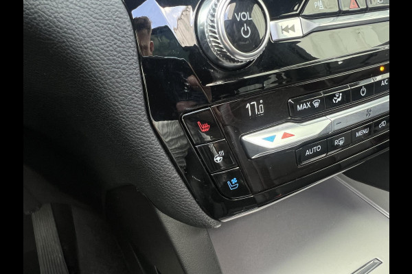 Ford Explorer 3.0 V6 EcoBoost PHEV ST-Line | ZUID | 457pk | Adaptieve Cruise | Full LED | Panoramadak | 2.500kg Trekgewiwcht Ford Explorer 3.0 V6 EcoBoost PHEV ST-Line | ZUID | 457pk | Adaptieve Cruise | Full LED | Panoramadak | 2.500kg Trekgewiwcht