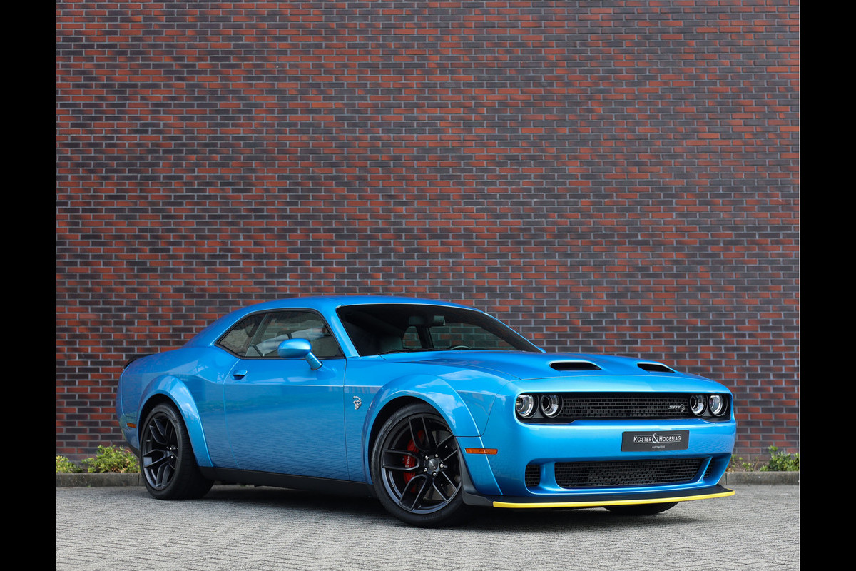 Dodge Challenger 6.2 SRT Hellcat | Facelift - Nieuwstaat - Widebody Dodge Challenger 6.2 SRT Hellcat | Facelift - Nieuwstaat - Widebody