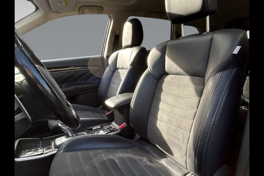 Mitsubishi Outlander 2.4 PHEV Intense+