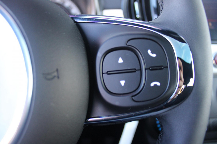 Fiat 500 1.0 72PK HYbrid DOLCEVITA FINALE | PANORAMA DAK | APPLE CARPLAY / ANDROID AUTO | ELEKTRISCHE RAMEN VOOR | PARKEERSENSOREN ACHTER |  LED DAGRIJVERLICHTING | 15"LICHTMETALEN VELGEN | CRUISE CONTROL | IN 2 DELEN NEERKLAPBARE ACHTERBANK | AIRCO | MISTLAMPEN VOOR | Fiat 500 1.0 72PK HYbrid DOLCEVITA FINALE | PANORAMA DAK | APPLE CARPLAY / ANDROID AUTO | ELEKTRISCHE RAMEN VOOR | PARKEERSENSOREN ACHTER |  LED DAGRIJVERLICHTING | 15"LICHTMETALEN VELGEN | CRUISE CONTROL | IN 2 DELEN NEERKLAPBARE ACHTERBANK | AIRCO | MISTLAMPEN VOOR |