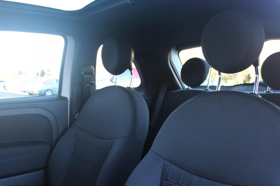 Fiat 500 1.0 72PK HYbrid DOLCEVITA FINALE | PANORAMA DAK | APPLE CARPLAY / ANDROID AUTO | ELEKTRISCHE RAMEN VOOR | PARKEERSENSOREN ACHTER |  LED DAGRIJVERLICHTING | 15"LICHTMETALEN VELGEN | CRUISE CONTROL | IN 2 DELEN NEERKLAPBARE ACHTERBANK | AIRCO | MISTLAMPEN VOOR | Fiat 500 1.0 72PK HYbrid DOLCEVITA FINALE | PANORAMA DAK | APPLE CARPLAY / ANDROID AUTO | ELEKTRISCHE RAMEN VOOR | PARKEERSENSOREN ACHTER |  LED DAGRIJVERLICHTING | 15"LICHTMETALEN VELGEN | CRUISE CONTROL | IN 2 DELEN NEERKLAPBARE ACHTERBANK | AIRCO | MISTLAMPEN VOOR |