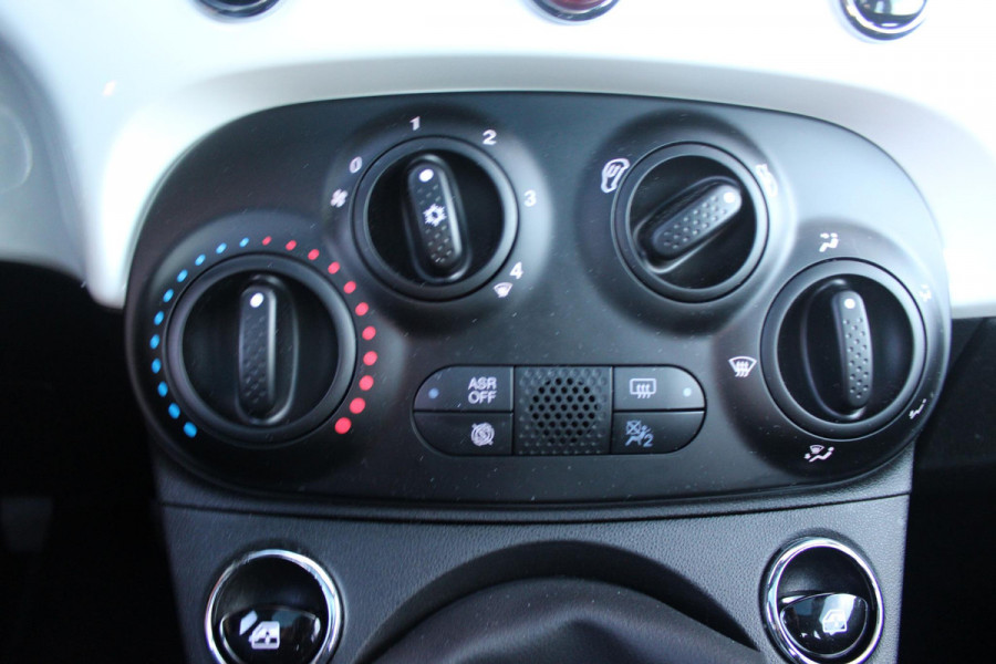 Fiat 500 1.0 72PK HYbrid DOLCEVITA FINALE | PANORAMA DAK | APPLE CARPLAY / ANDROID AUTO | ELEKTRISCHE RAMEN VOOR | PARKEERSENSOREN ACHTER |  LED DAGRIJVERLICHTING | 15"LICHTMETALEN VELGEN | CRUISE CONTROL | IN 2 DELEN NEERKLAPBARE ACHTERBANK | AIRCO | MISTLAMPEN VOOR | Fiat 500 1.0 72PK HYbrid DOLCEVITA FINALE | PANORAMA DAK | APPLE CARPLAY / ANDROID AUTO | ELEKTRISCHE RAMEN VOOR | PARKEERSENSOREN ACHTER |  LED DAGRIJVERLICHTING | 15"LICHTMETALEN VELGEN | CRUISE CONTROL | IN 2 DELEN NEERKLAPBARE ACHTERBANK | AIRCO | MISTLAMPEN VOOR |