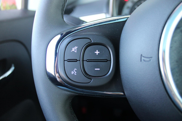 Fiat 500 1.0 72PK HYbrid DOLCEVITA FINALE | PANORAMA DAK | APPLE CARPLAY / ANDROID AUTO | ELEKTRISCHE RAMEN VOOR | PARKEERSENSOREN ACHTER |  LED DAGRIJVERLICHTING | 15"LICHTMETALEN VELGEN | CRUISE CONTROL | IN 2 DELEN NEERKLAPBARE ACHTERBANK | AIRCO | MISTLAMPEN VOOR | Fiat 500 1.0 72PK HYbrid DOLCEVITA FINALE | PANORAMA DAK | APPLE CARPLAY / ANDROID AUTO | ELEKTRISCHE RAMEN VOOR | PARKEERSENSOREN ACHTER |  LED DAGRIJVERLICHTING | 15"LICHTMETALEN VELGEN | CRUISE CONTROL | IN 2 DELEN NEERKLAPBARE ACHTERBANK | AIRCO | MISTLAMPEN VOOR |